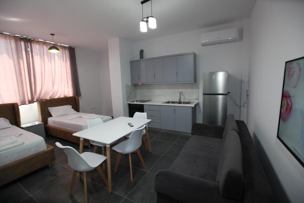 Deda Apartments Sarandë 外观 照片