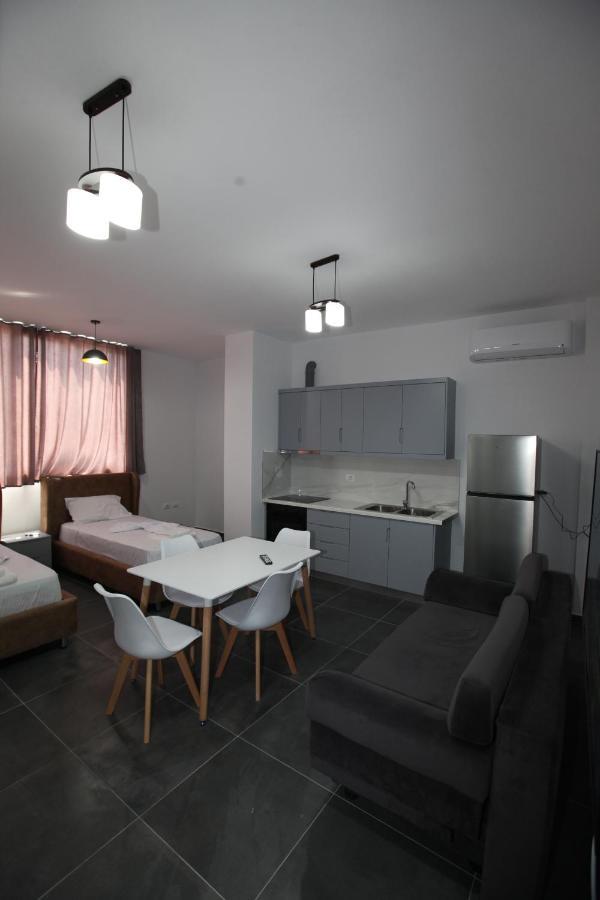 Deda Apartments Sarandë 外观 照片