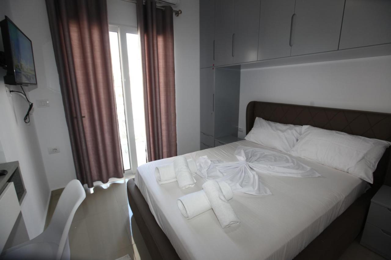 Deda Apartments Sarandë 外观 照片