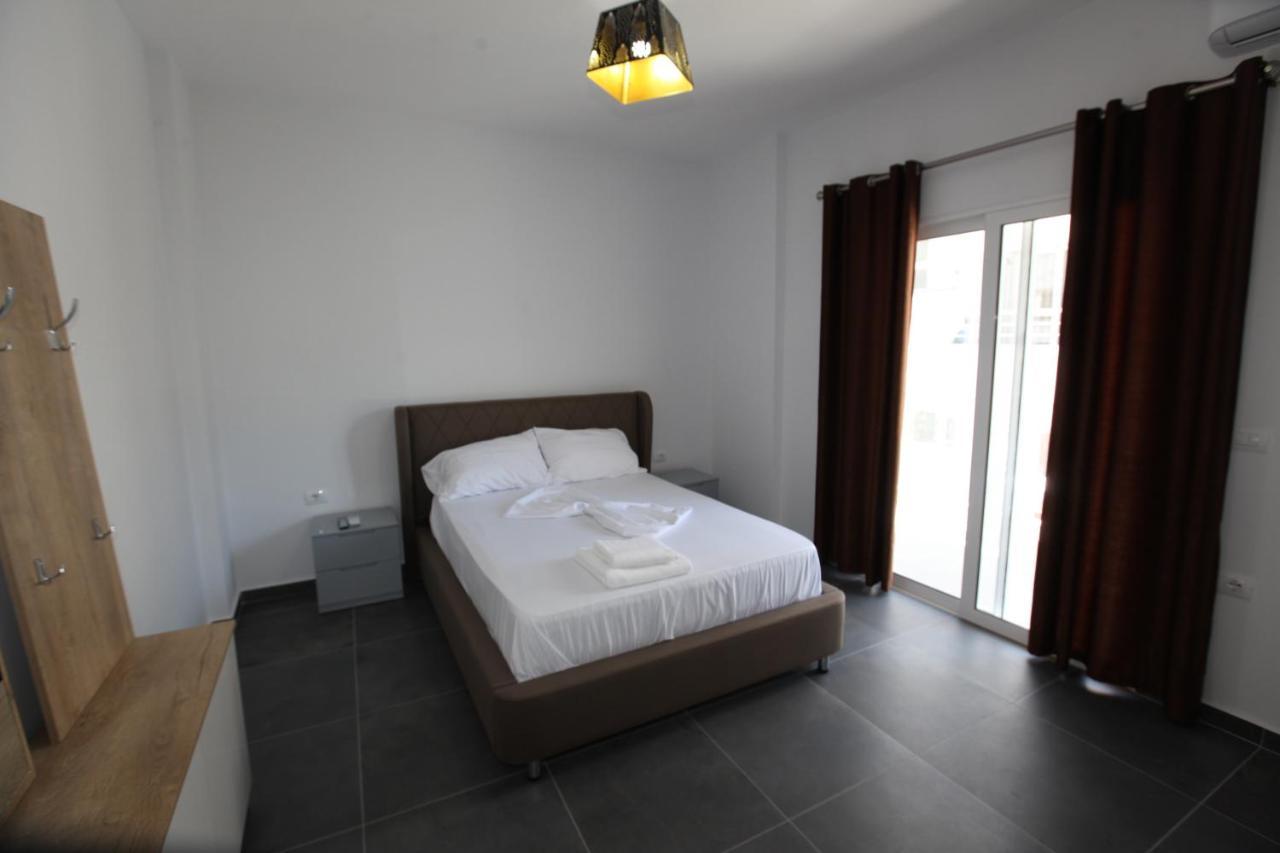 Deda Apartments Sarandë 外观 照片