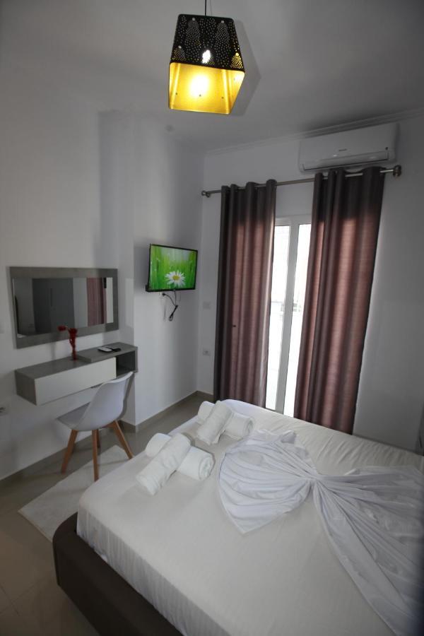 Deda Apartments Sarandë 外观 照片