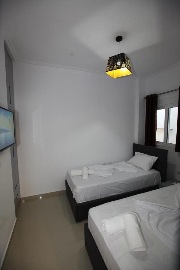 Deda Apartments Sarandë 外观 照片