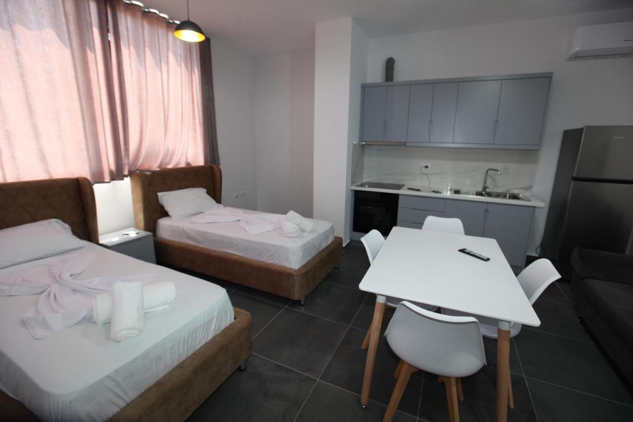 Deda Apartments Sarandë 外观 照片