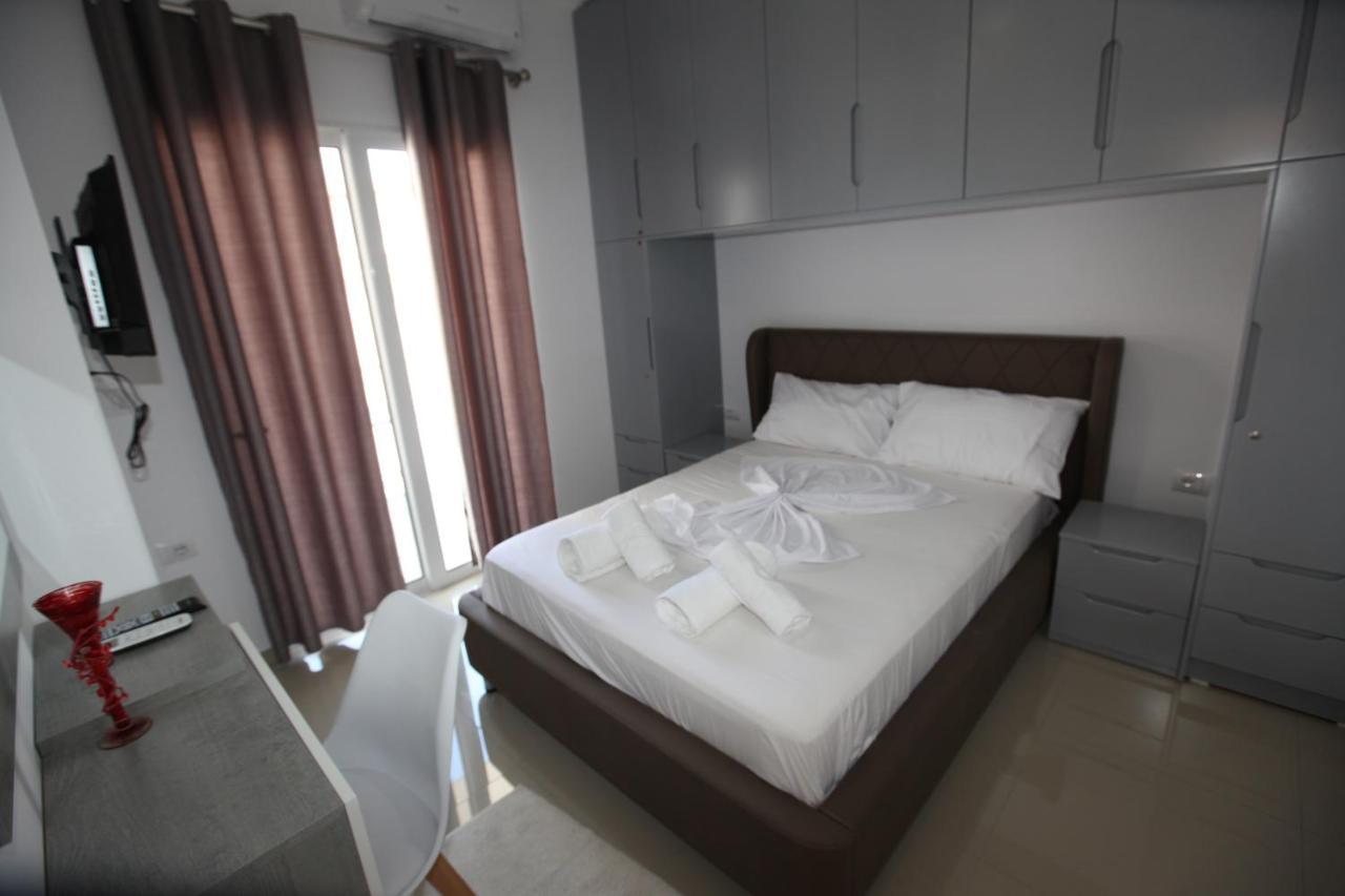 Deda Apartments Sarandë 外观 照片