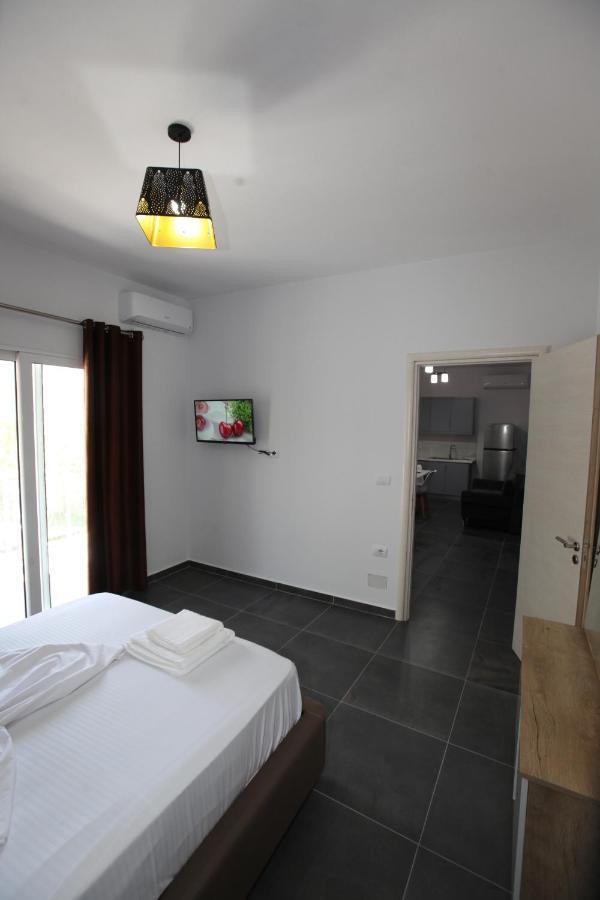 Deda Apartments Sarandë 外观 照片