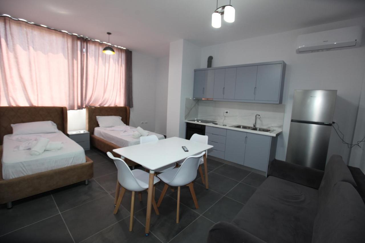 Deda Apartments Sarandë 外观 照片