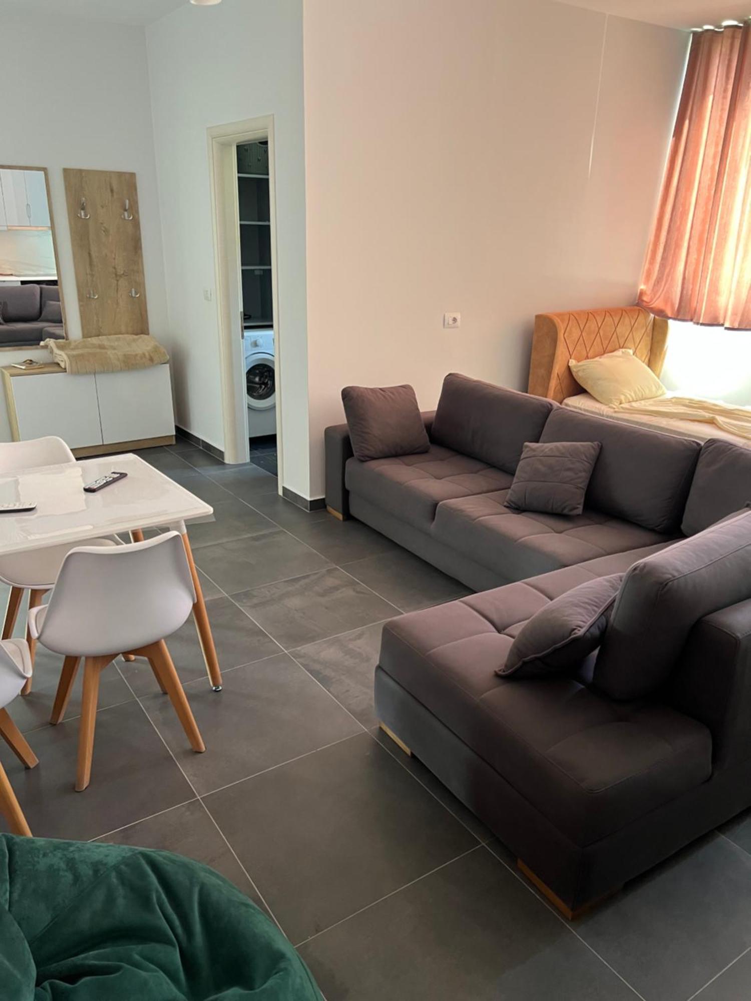 Deda Apartments Sarandë 外观 照片